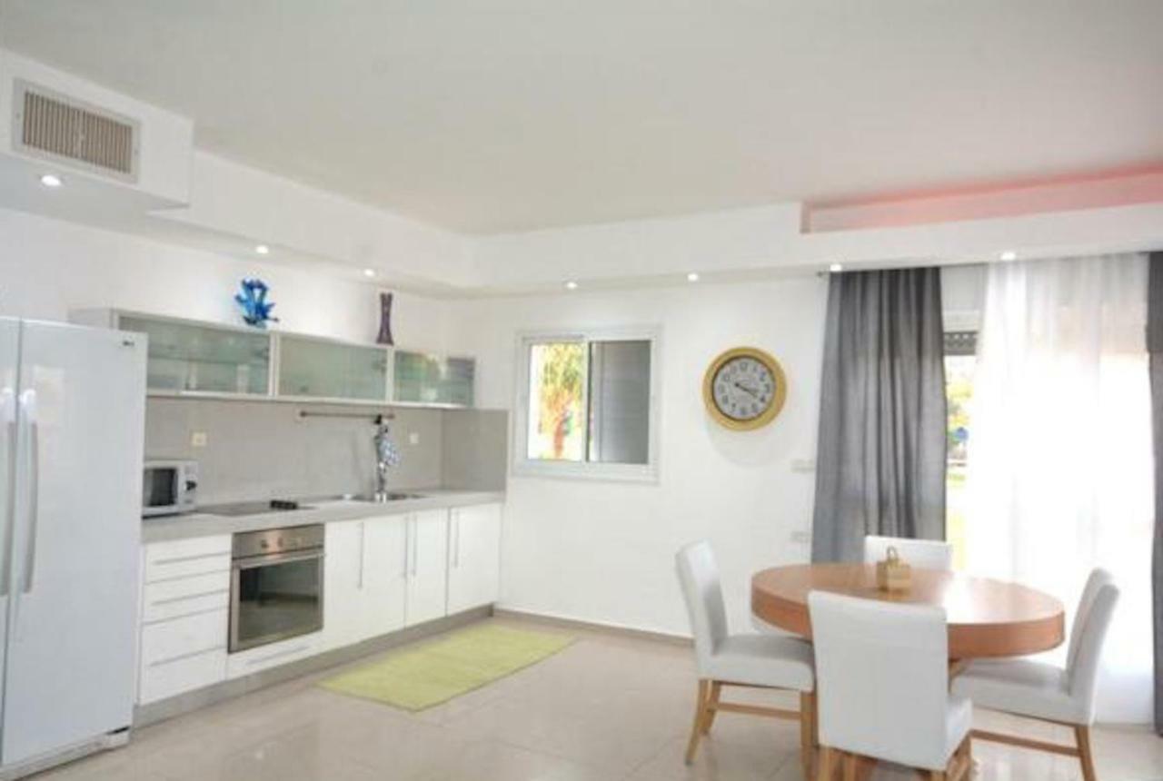 Sweethome26 Apt Eilat Sea View / Free Parking Esterno foto